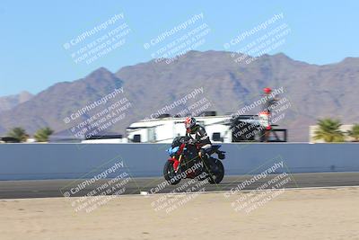 media/Nov-06-2023-Moto Forza (Mon) [[ce023d0744]]/4-Beginner Group/Session 4 (Finish Line Checker)/